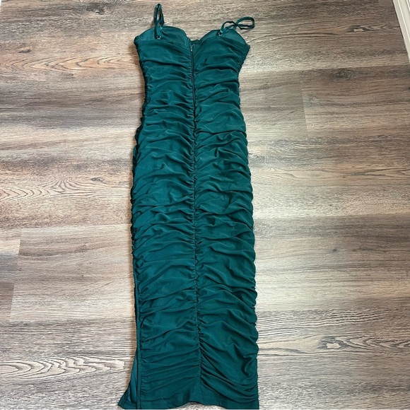 Windsor Green Ruched Bodycon Dress - Picture 2 of 8